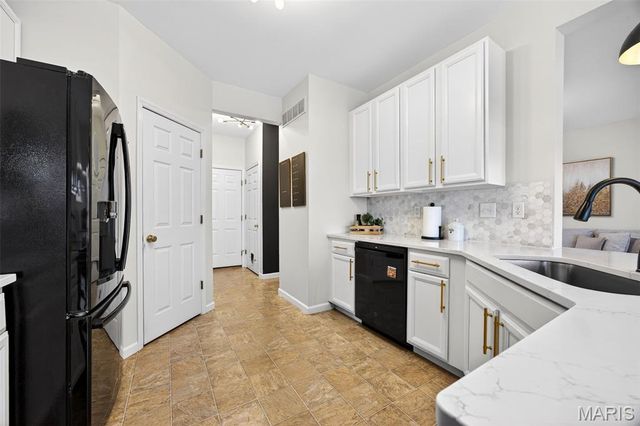 280 Letham Court, St Charles, MO 63301