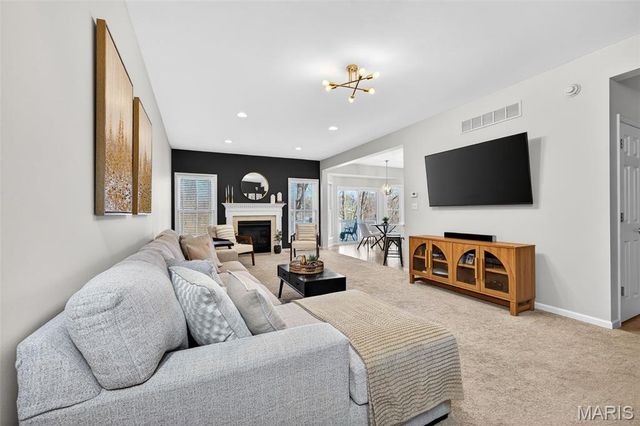 280 Letham Court, St Charles, MO 63301