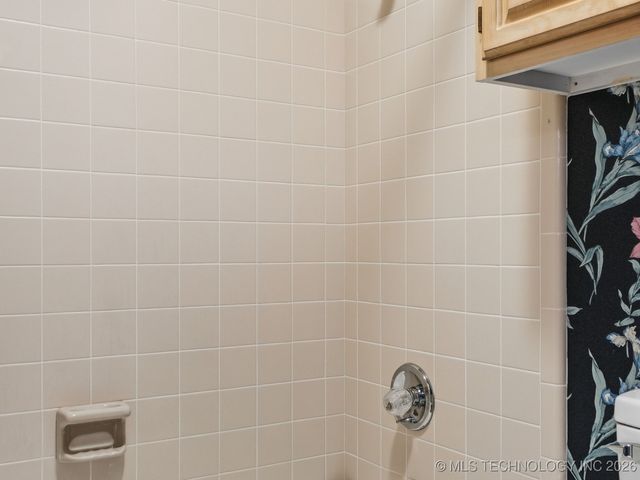 7824 S Urbana Avenue, Tulsa, OK 74136