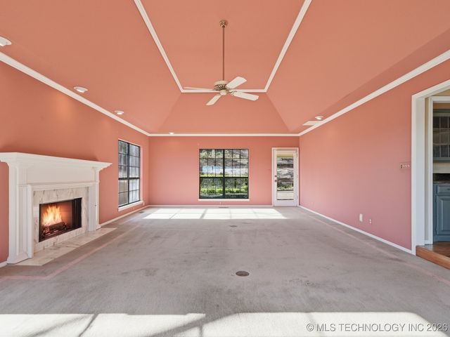 7824 S Urbana Avenue, Tulsa, OK 74136