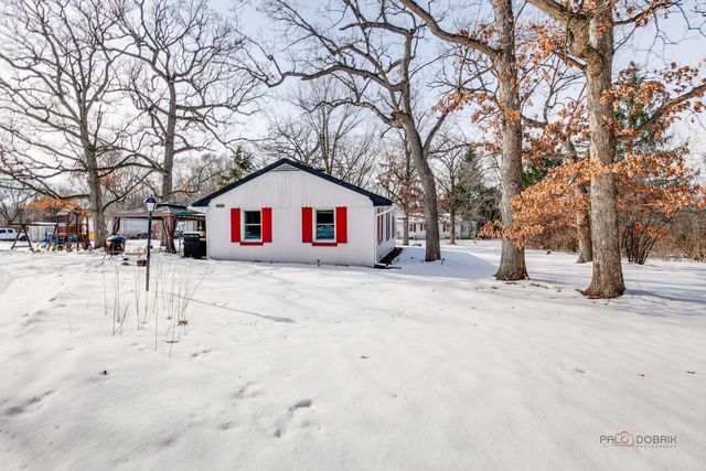 15983 W Wadsworth Road, Wadsworth, IL 60083