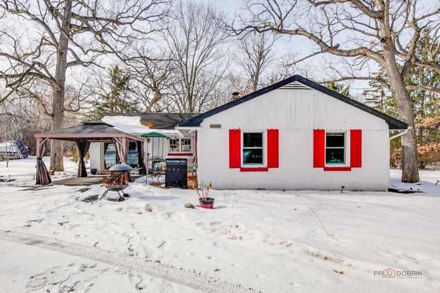 15983 W Wadsworth Road, Wadsworth, IL 60083