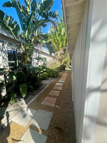 1329 NE 16th Ave 0, Fort Lauderdale, FL 33304