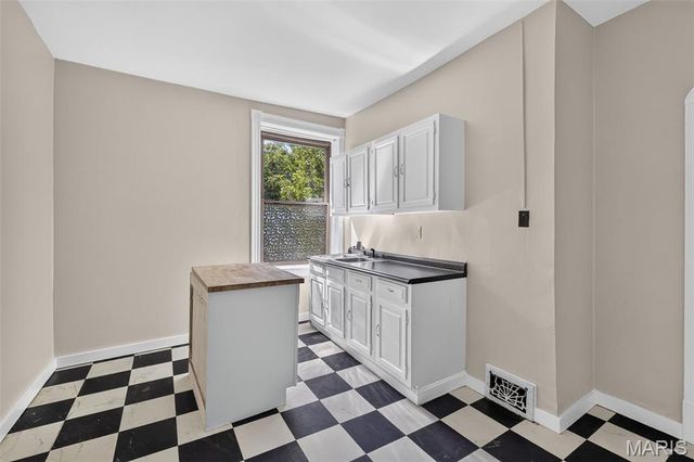 1731-33 Nicholson Place, St Louis, MO 63104