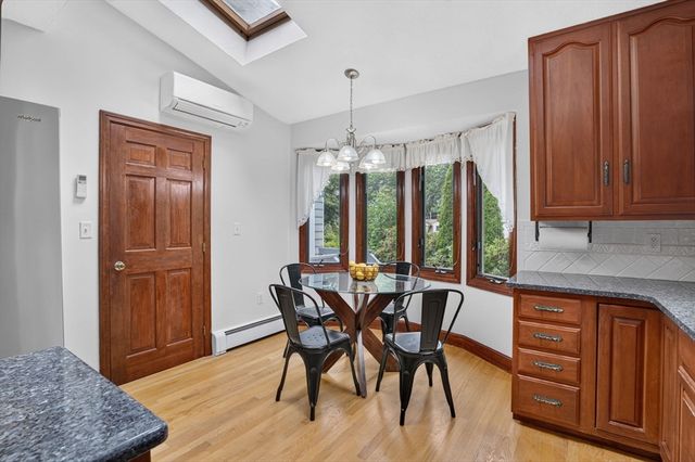 8 Marion Ave, Andover, MA 01810