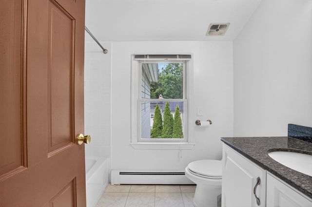 8 Marion Ave, Andover, MA 01810