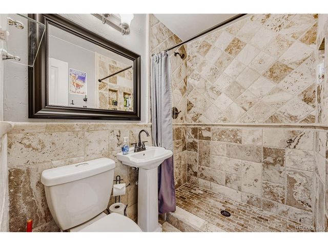 2291 Kendall St, Edgewater, CO 80214