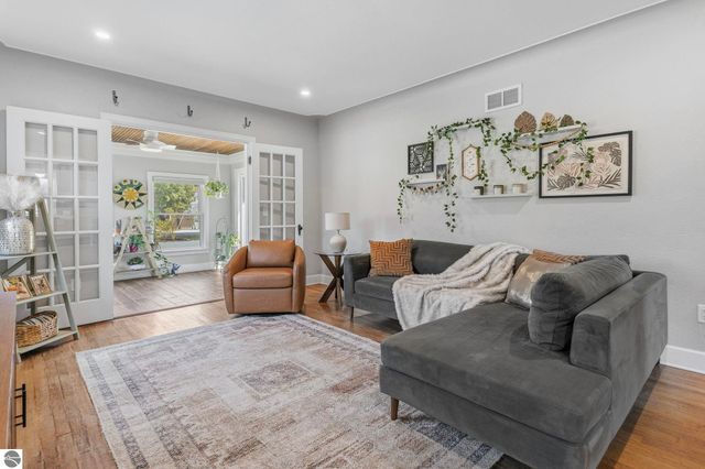 439 Plasman Avenue, Holland, MI 49423