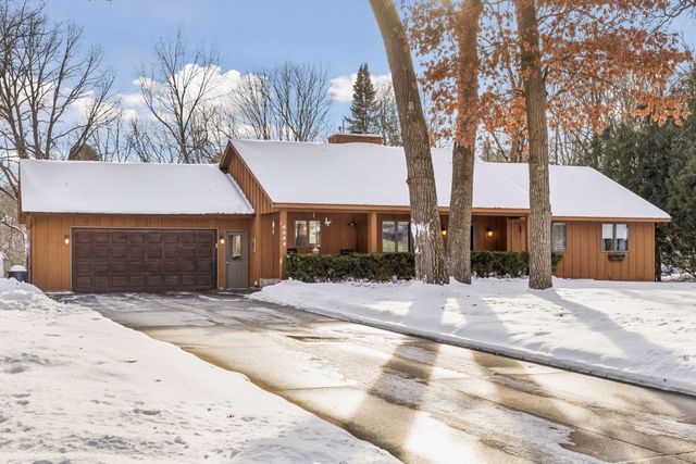 6065 263rd Street, Wyoming, MN 55092