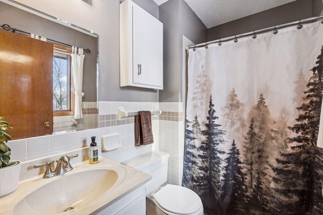 6065 263rd Street, Wyoming, MN 55092