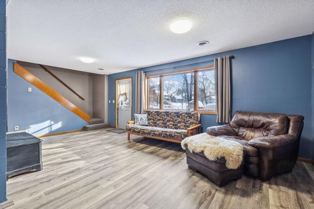 6065 263rd Street, Wyoming, MN 55092