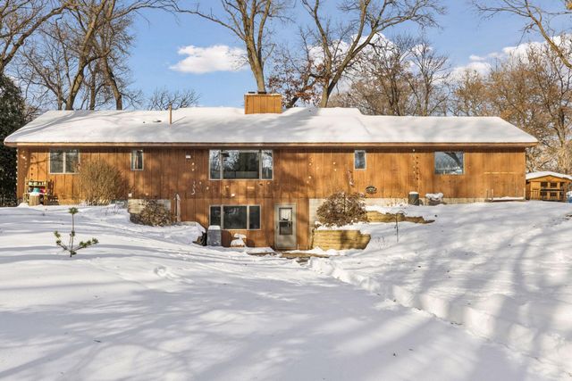 6065 263rd Street, Wyoming, MN 55092