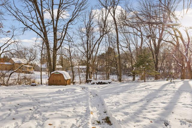 6065 263rd Street, Wyoming, MN 55092