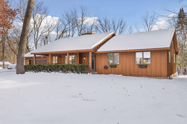 6065 263rd Street, Wyoming, MN 55092