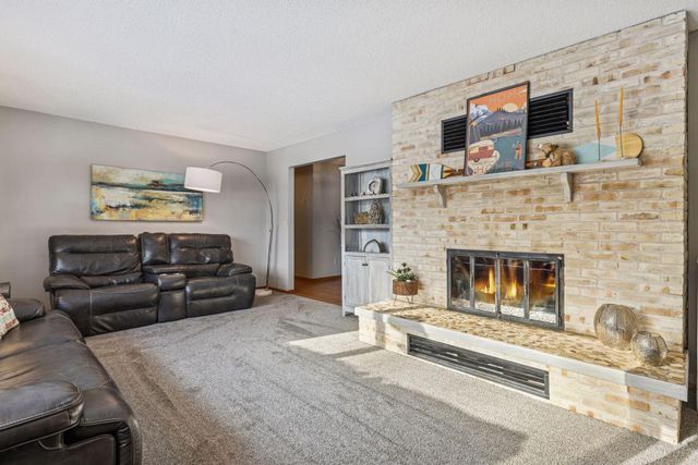 6065 263rd Street, Wyoming, MN 55092