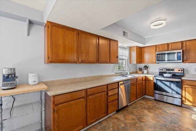 106 Carter Drive, Goose Creek, SC 29445