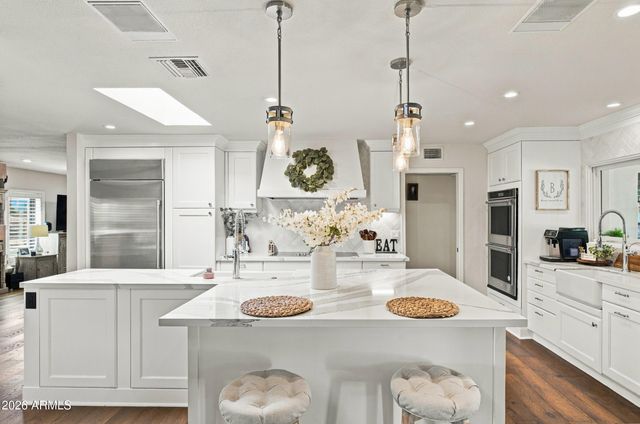 10530 E WETHERSFIELD Road, Scottsdale, AZ 85259