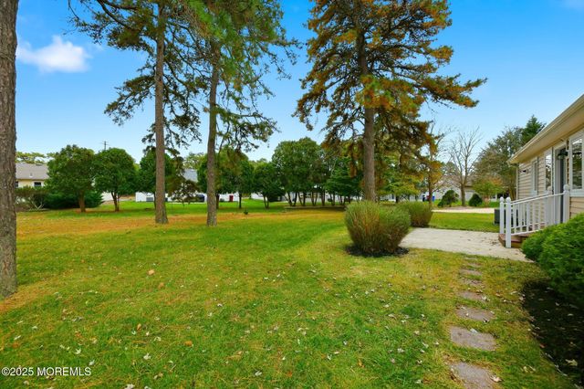 24 Bugle Court, Toms River, NJ 08757