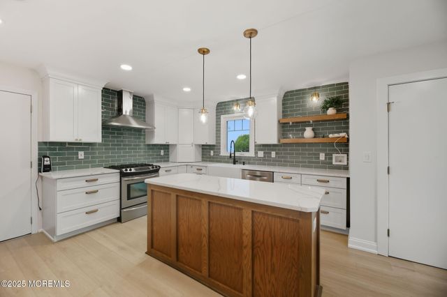 24 Bugle Court, Toms River, NJ 08757