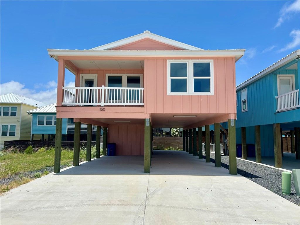 150 Flounder Dr, Port Aransas, TX 78373