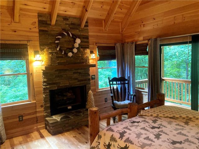 105 Ranch Mountain Court, Dahlonega, GA 30533