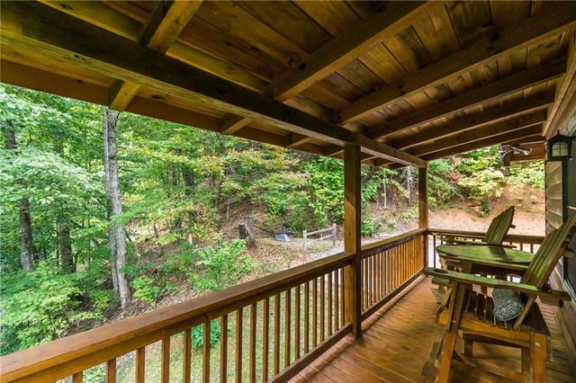 105 Ranch Mountain Court, Dahlonega, GA 30533