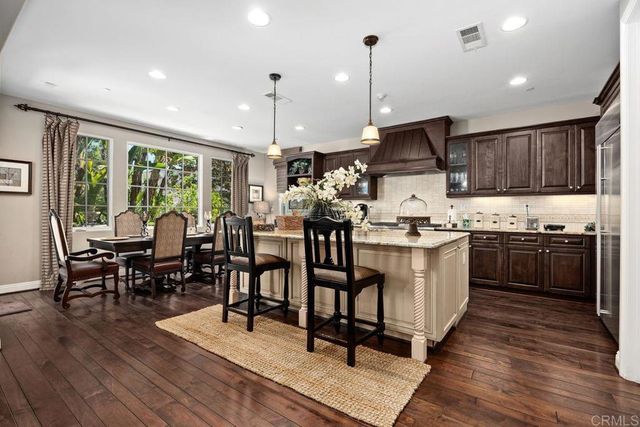 8628 Herrington Way, San Diego, CA 92127