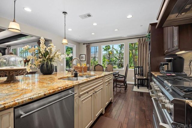 8628 Herrington Way, San Diego, CA 92127