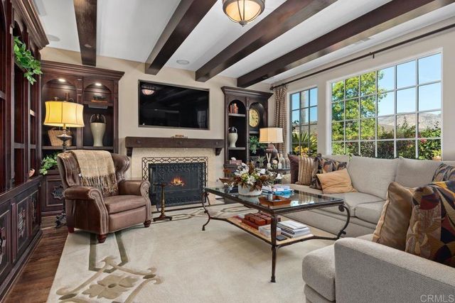 8628 Herrington Way, San Diego, CA 92127