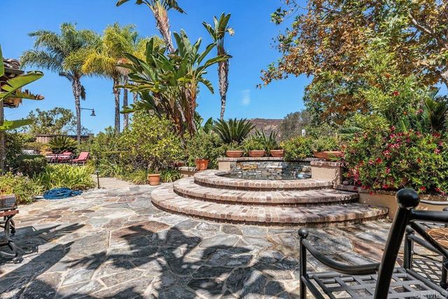 8628 Herrington Way, San Diego, CA 92127