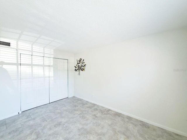 5111 COQUINA KEY DRIVE SE A, St Petersburg, FL 33705