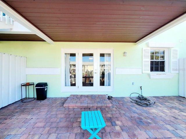 5111 COQUINA KEY DRIVE SE A, St Petersburg, FL 33705
