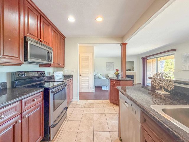 3167 Via Alicante 242, La Jolla, CA 92037
