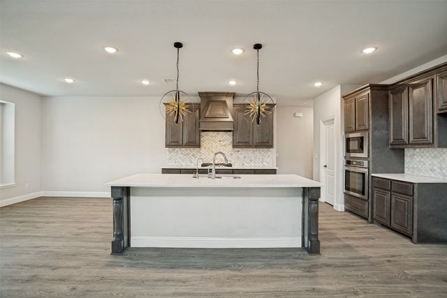 812 Woodview Court, Anna, TX 75409