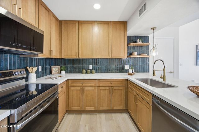 14250 N 50TH Drive, Glendale, AZ 85306