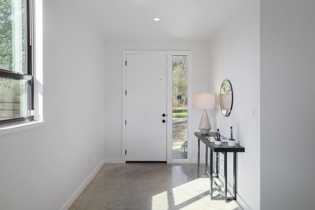 1310 Green ST, Lockhart, TX 78644