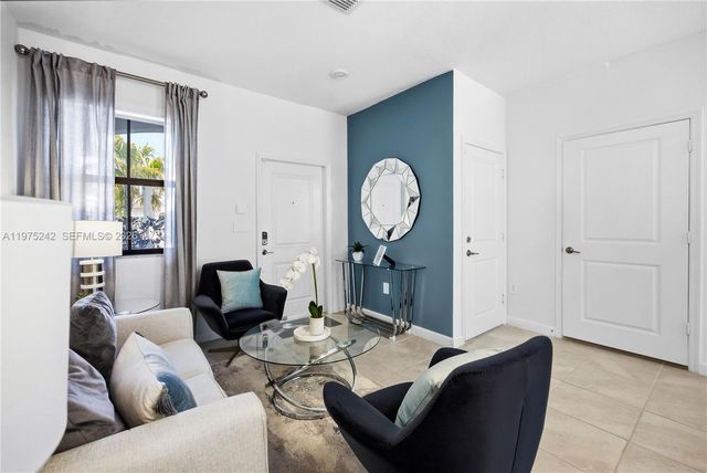 13054 SW 233rd Ter, Homestead, FL 33032