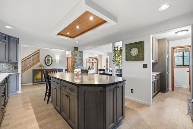 312 River Wood Bend, Deforest, WI 53532