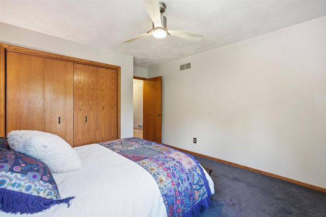 312 River Wood Bend, Deforest, WI 53532