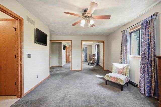 312 River Wood Bend, Deforest, WI 53532