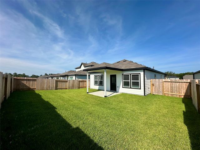 12026 Curlin Drive, Willis, TX 77318