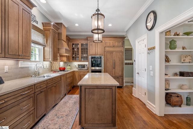 13 Ottaway Drive, Greenville, SC 29605