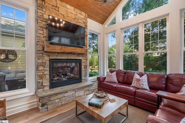 13 Ottaway Drive, Greenville, SC 29605
