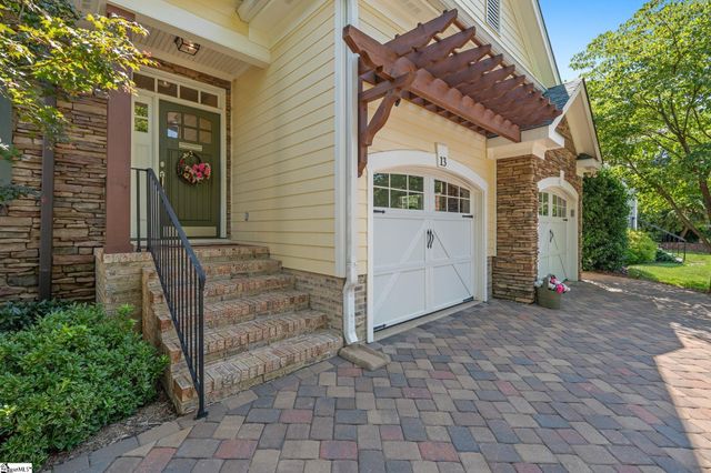 13 Ottaway Drive, Greenville, SC 29605