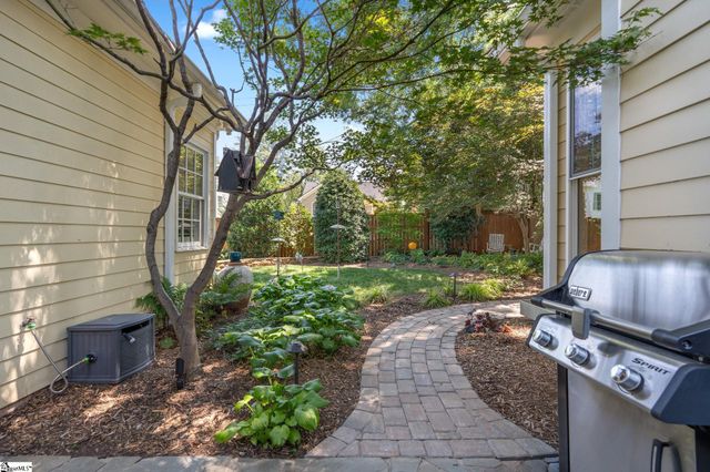 13 Ottaway Drive, Greenville, SC 29605