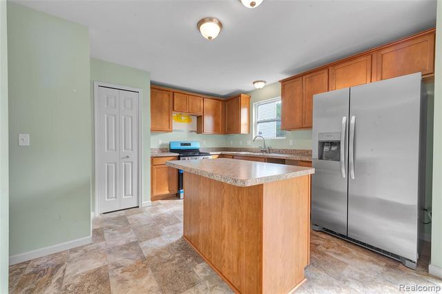 6027 Ravine Court, Ypsilanti, MI 48197