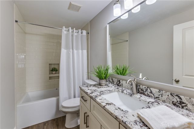 2096 Sierra Trail, Xenia, OH 45385