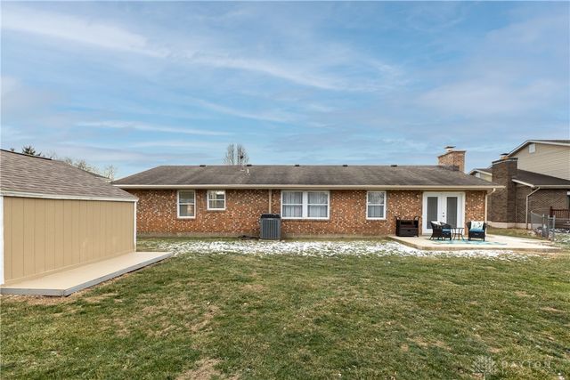 2096 Sierra Trail, Xenia, OH 45385