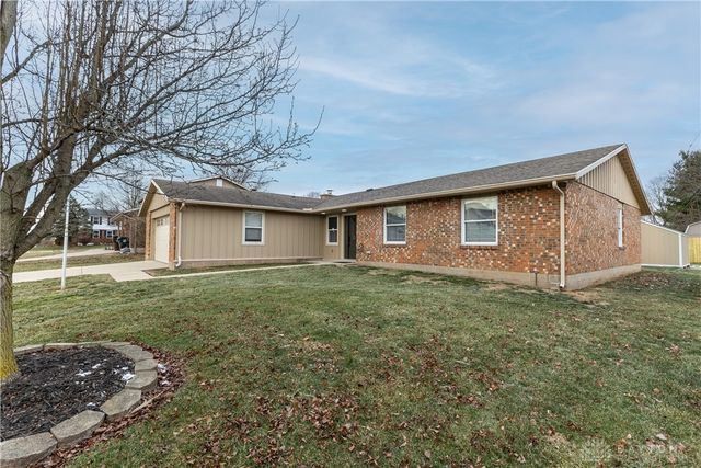 2096 Sierra Trail, Xenia, OH 45385