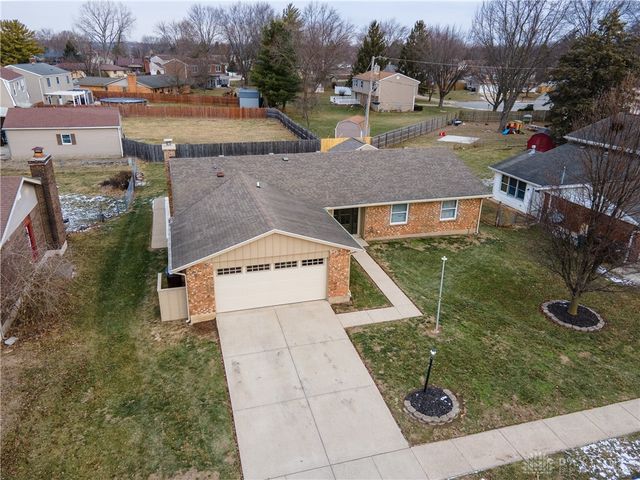 2096 Sierra Trail, Xenia, OH 45385